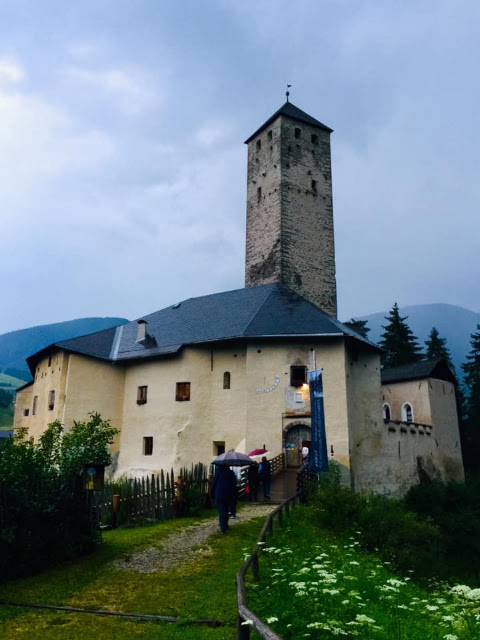 Metti una sera d'estate a Schloß – Castel Welsperg con Elisa Manzutto e Judith Stoll